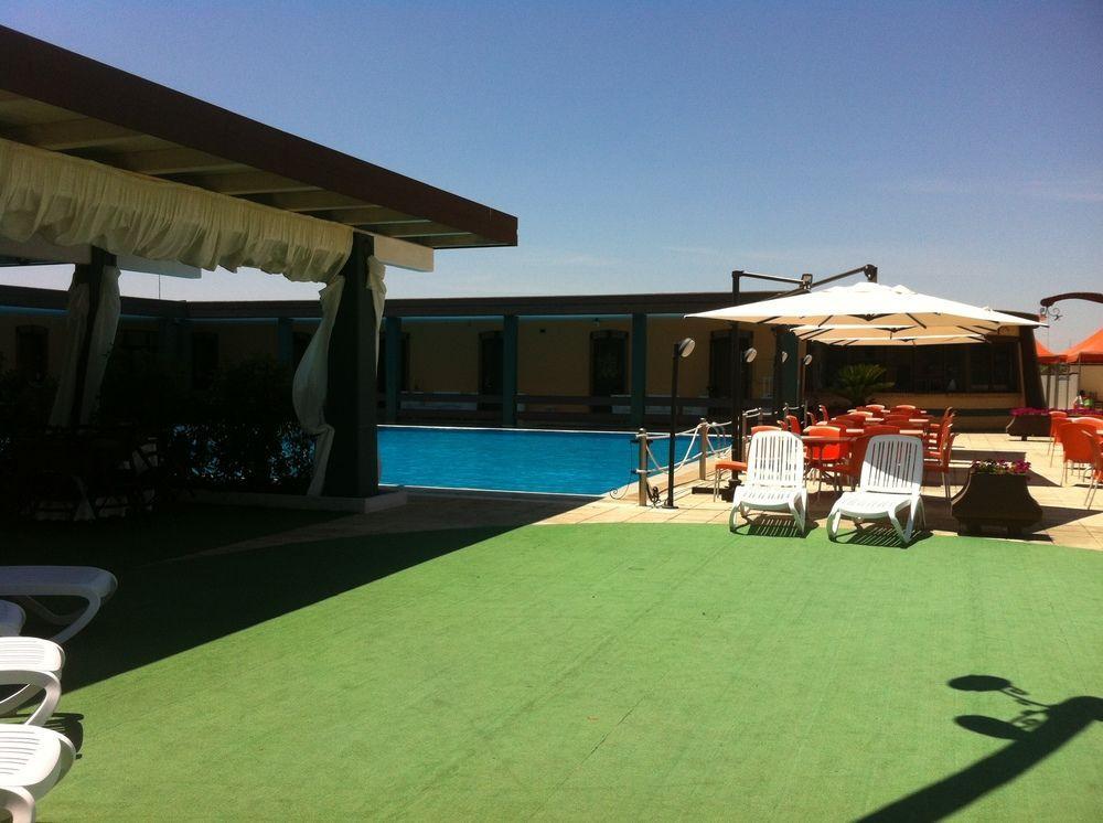 B&B Villa Calendano Corato Exterior foto